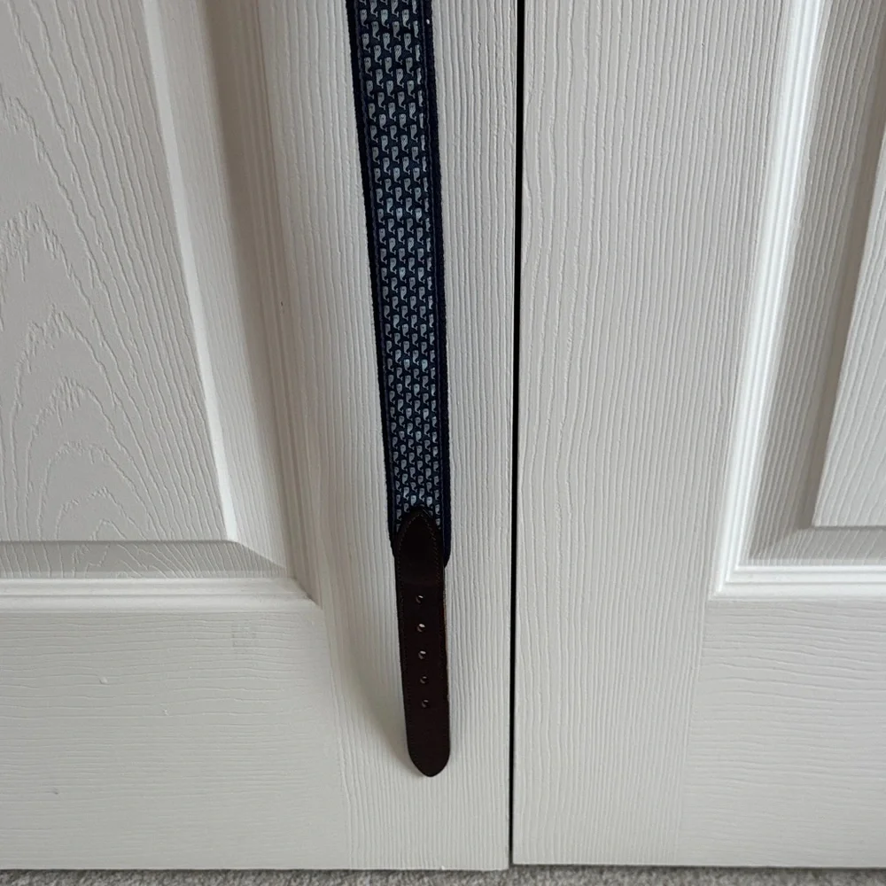 Vineyard Vines Dark Blue Belt